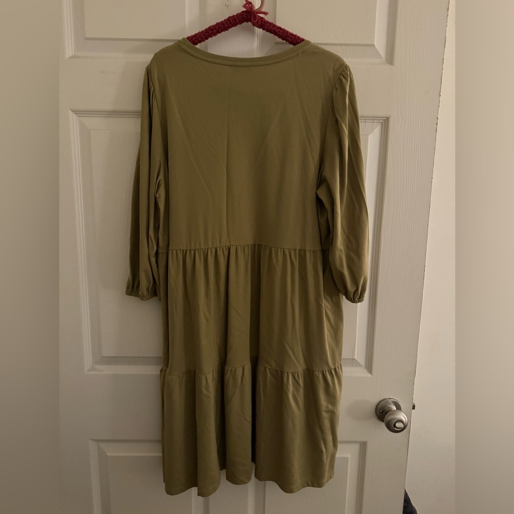 Green summer dress